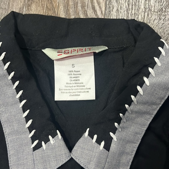 Vintage Esprit long sleeve button up collared dress shirt - Picture 2 of 2